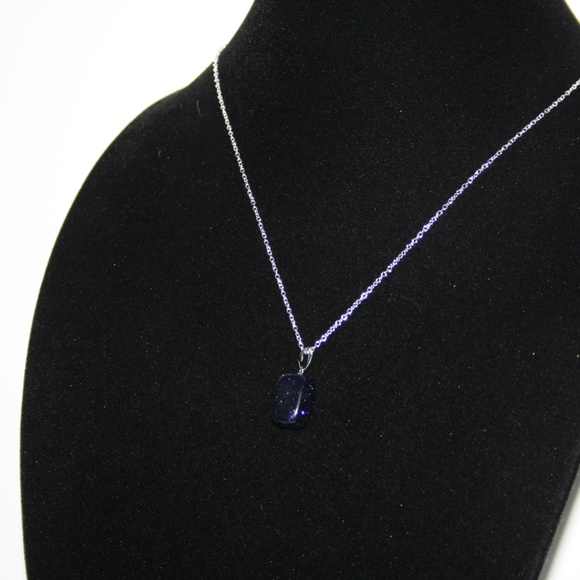 Beautiful gold stone NWOT pendant silver necklace - Picture 3 of 4